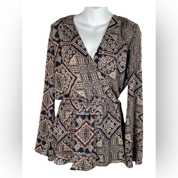 Fab'rik Women's Large Multi Wrap top Romper w/bow tie, Ruffle hem long sleeves M - Picture 1 of 7